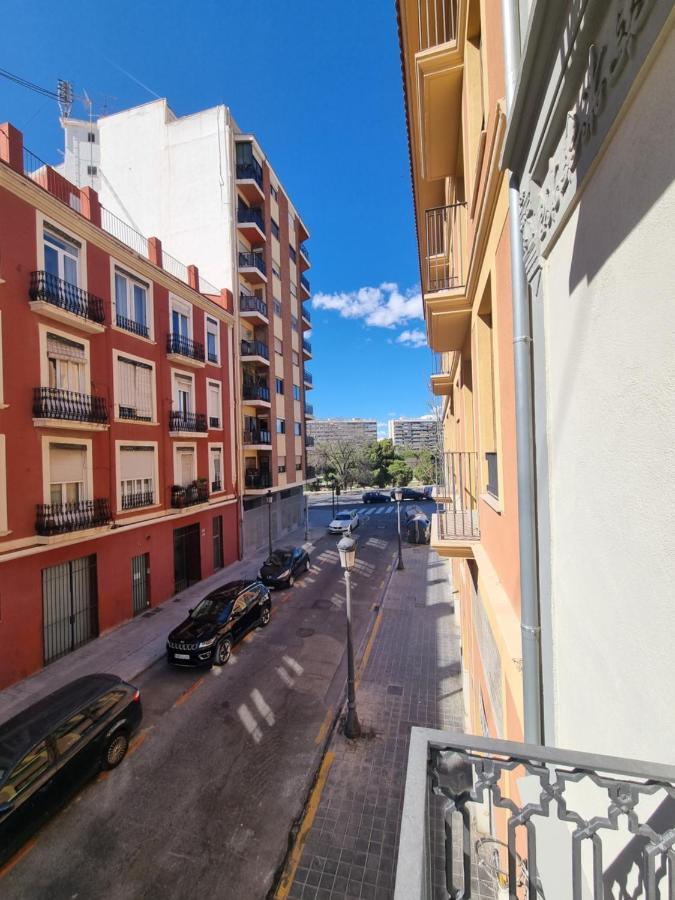 Centrica Y Encantadora Vivienda. Valencia Ngoại thất bức ảnh